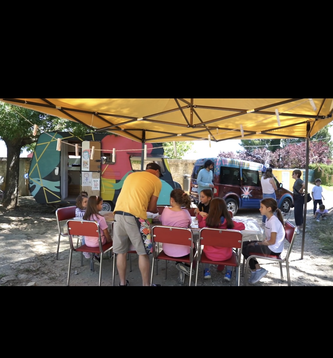 Taller Art Caravan